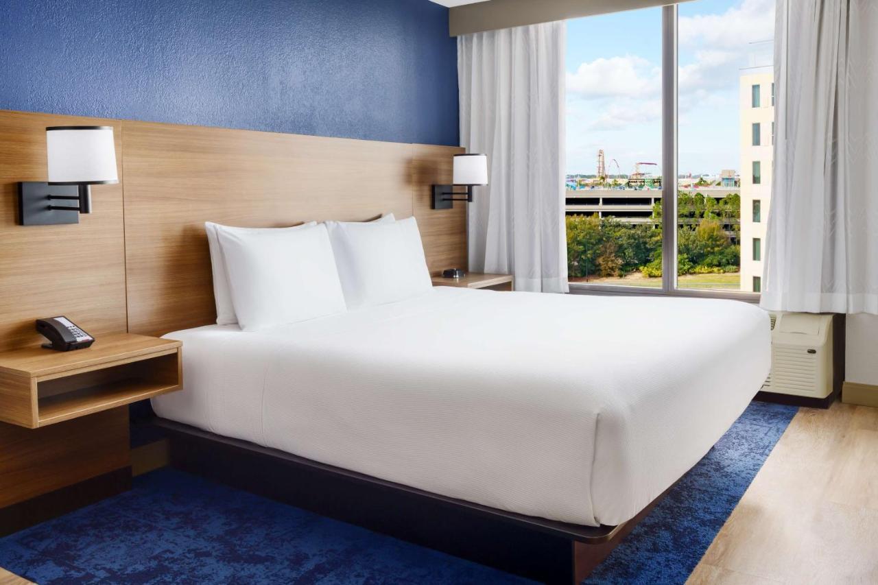 Hyatt Place Across From Universal Orlando Resort Экстерьер фото