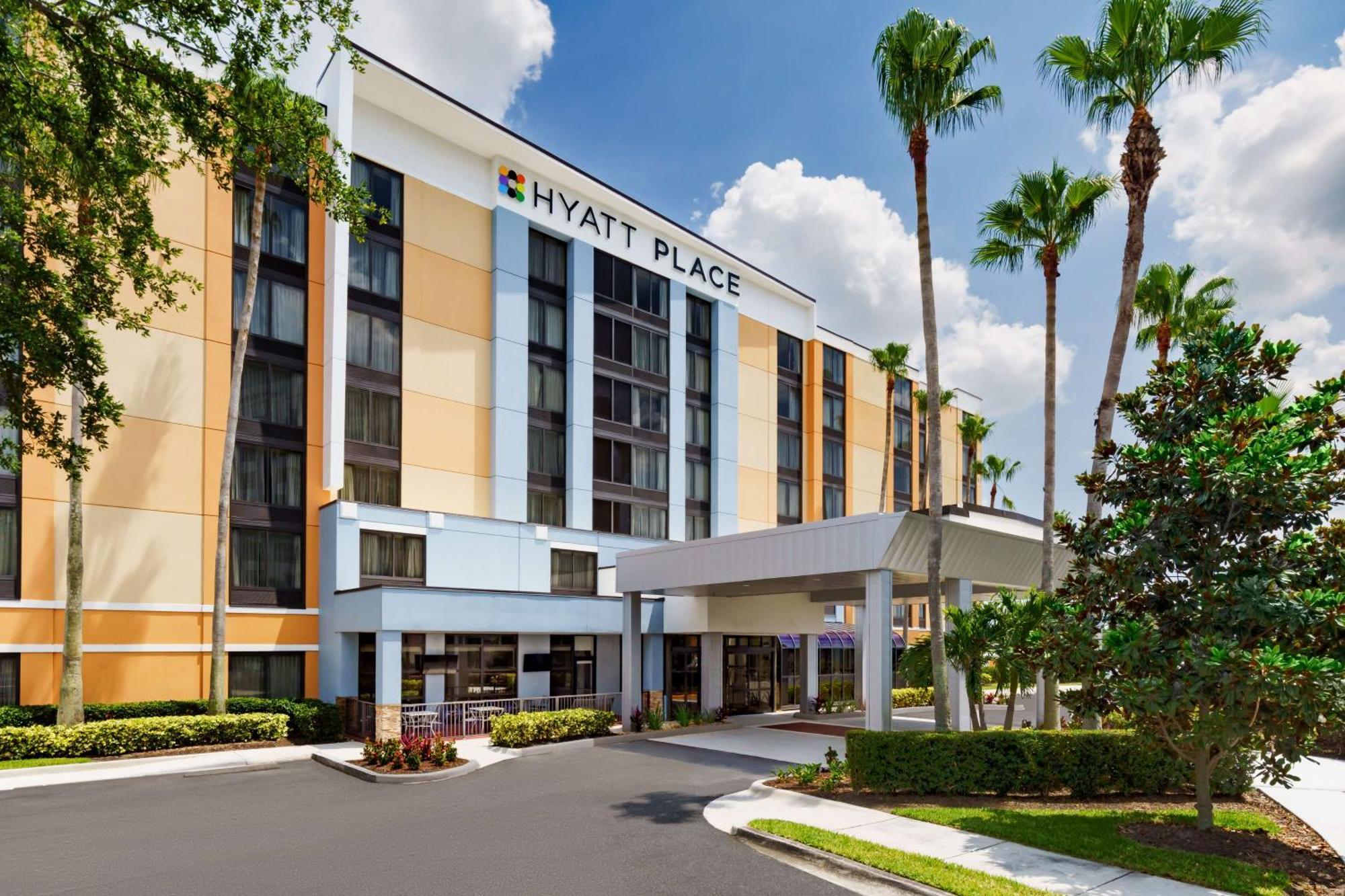 Hyatt Place Across From Universal Orlando Resort Экстерьер фото