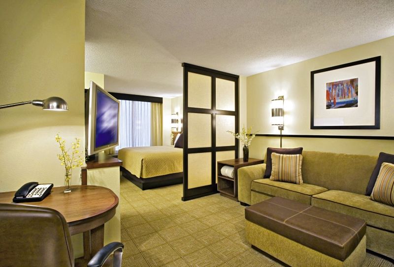 Hyatt Place Across From Universal Orlando Resort Экстерьер фото