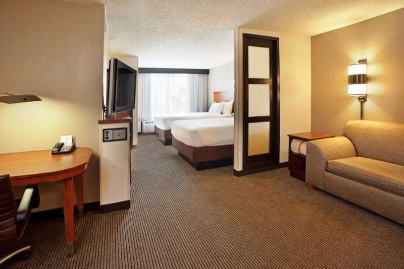 Hyatt Place Across From Universal Orlando Resort Экстерьер фото